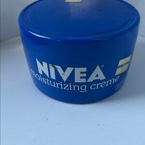 Vintage plastic prop Nivea Blue Moisturizing Creme container.‎ 70’s?